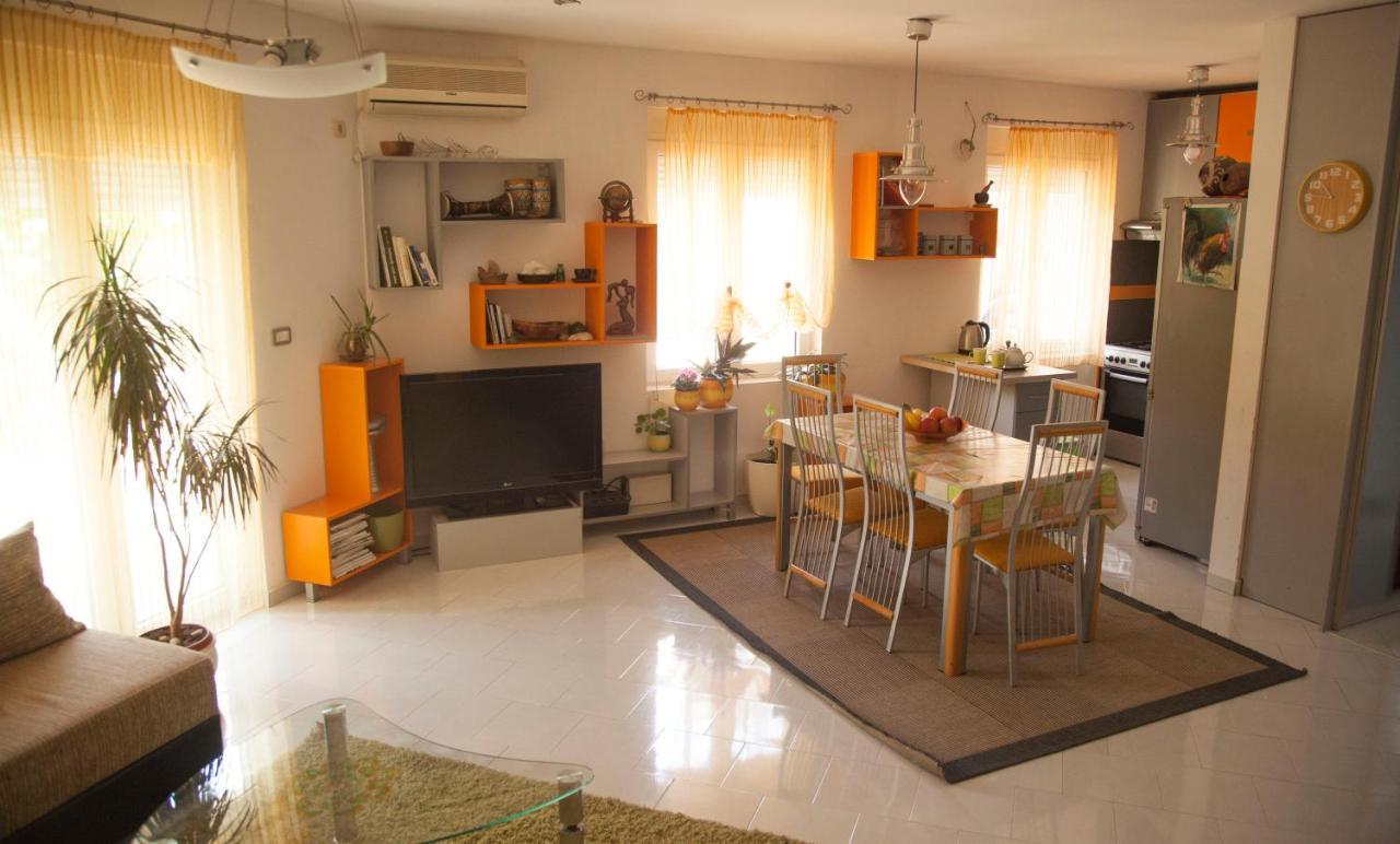 Mirta Apartments Family Farm 부드바 외부 사진