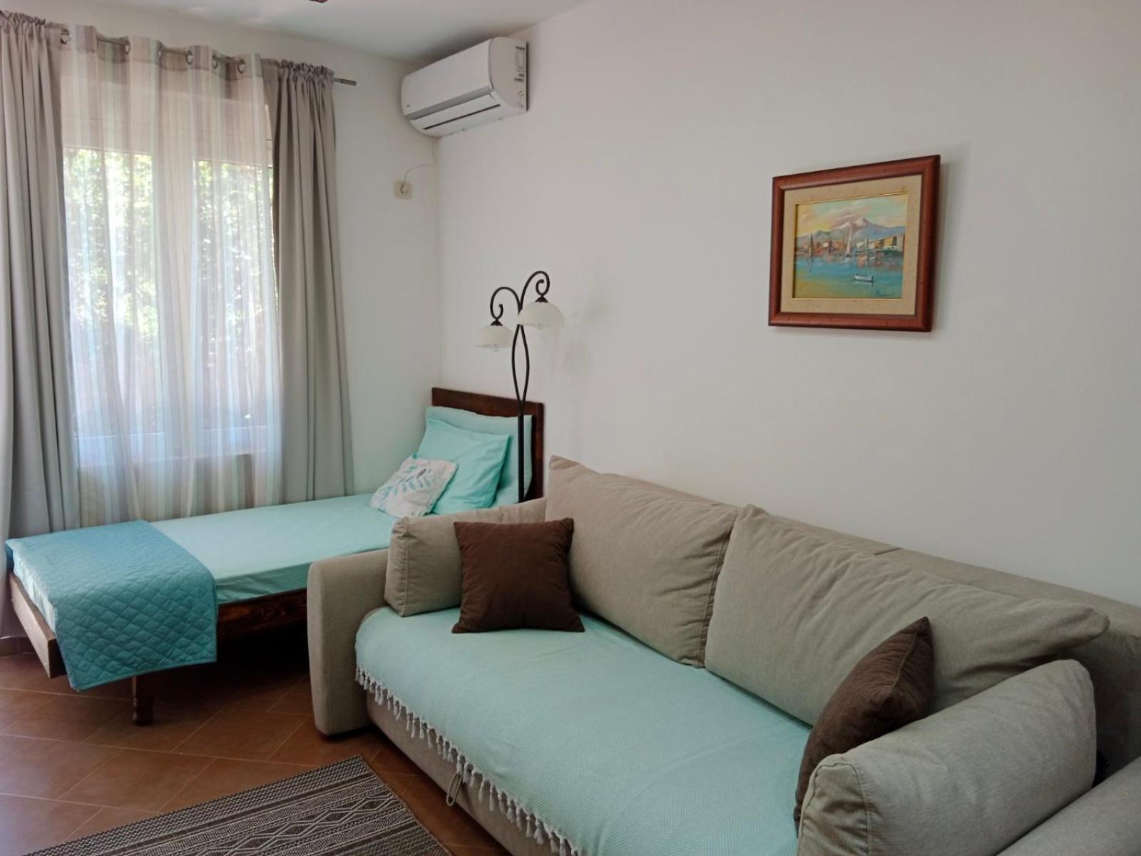 Mirta Apartments Family Farm 부드바 외부 사진
