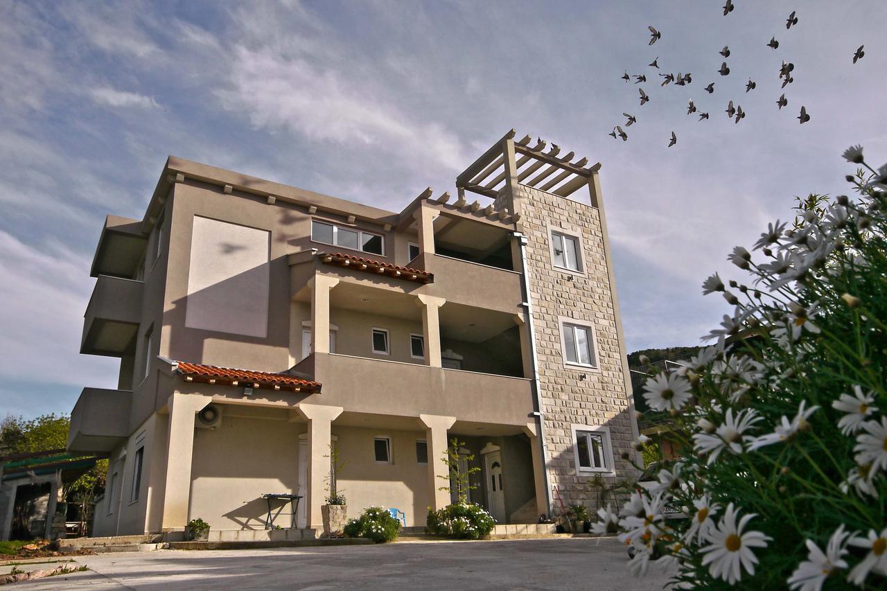 Mirta Apartments Family Farm 부드바 외부 사진