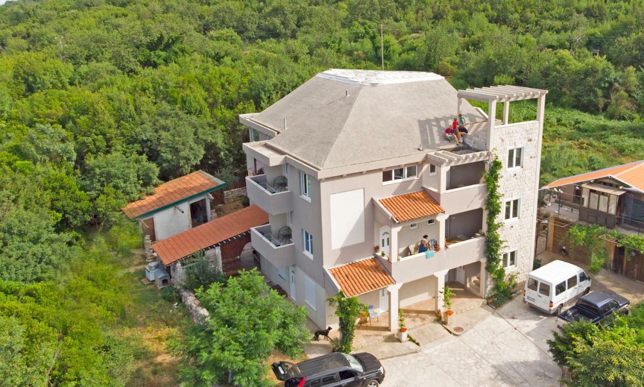 Mirta Apartments Family Farm 부드바 외부 사진